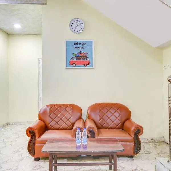 Hotel O 74192 Vishwakarma Palace, hotel v Novém Dillí