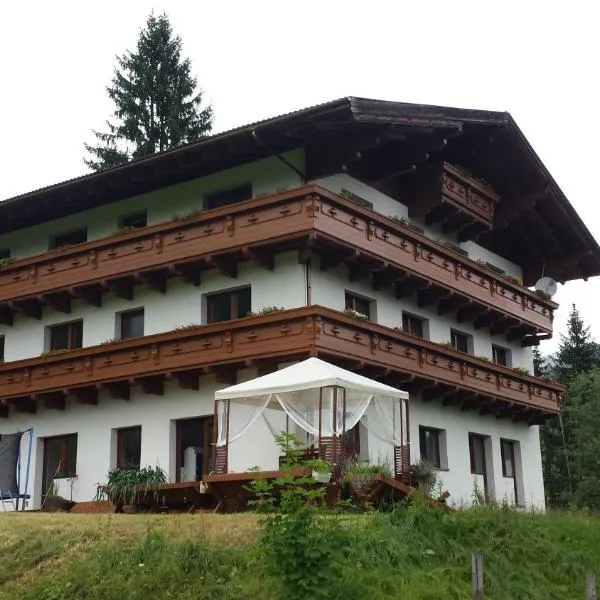 Haus Izabella, hotel ve Filzmoosu