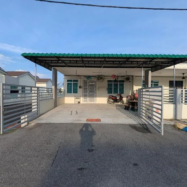 HOMESTAY IBUNDA Sabak Bernam, hotel v destinaci Sabak Bernam
