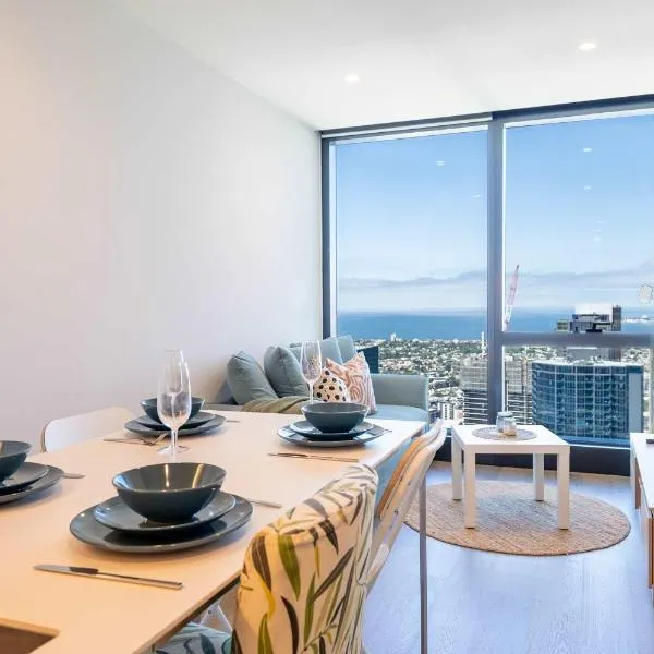 108 HighRise Condo Lake Bay View, ξενοδοχείο στη Μελβούρνη