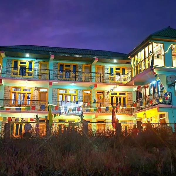 LAP Stays - Wanderer's Nest, hotel v destinaci Chitkal