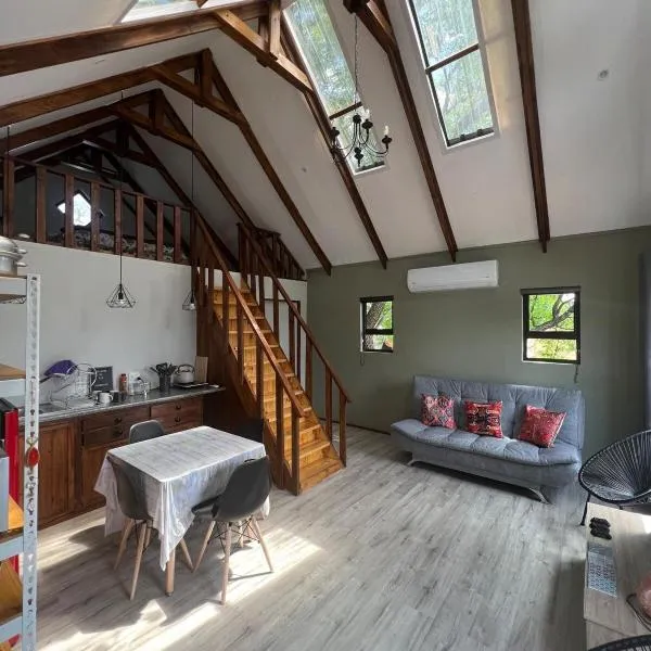 Treehouse - No Hot tub available between 1May to 31 August due to winter, hotel a Bloemfontein
