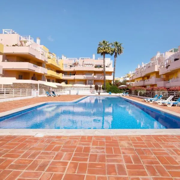 Apartamento Royal Cabanas Golf, hotel v destinaci Conceição