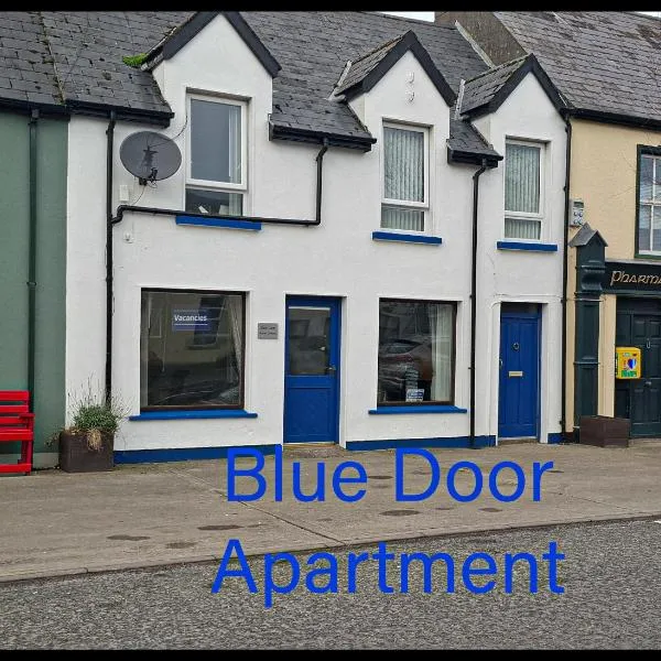 Blue Door Apartment Main St, Carrigart, F92HC04, hotel v destinaci Carrigart
