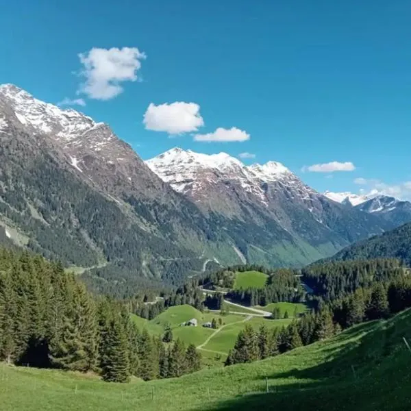 Chalet San Bernardino, hótel í San Bernardino