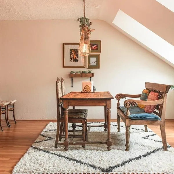 Sam & Karo Boutique Apartment、トリーアのホテル