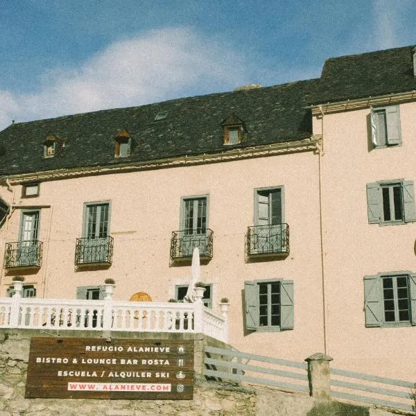 Hostel Baqueira - Refugi Rosta - PyrenMuseu, hotel v destinaci Salardú