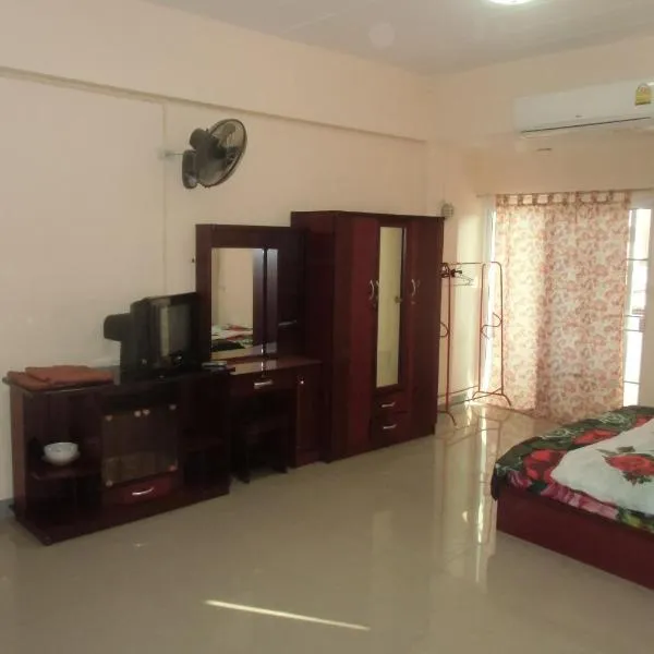 Chanaporn Place, hotel a Chiang Mai