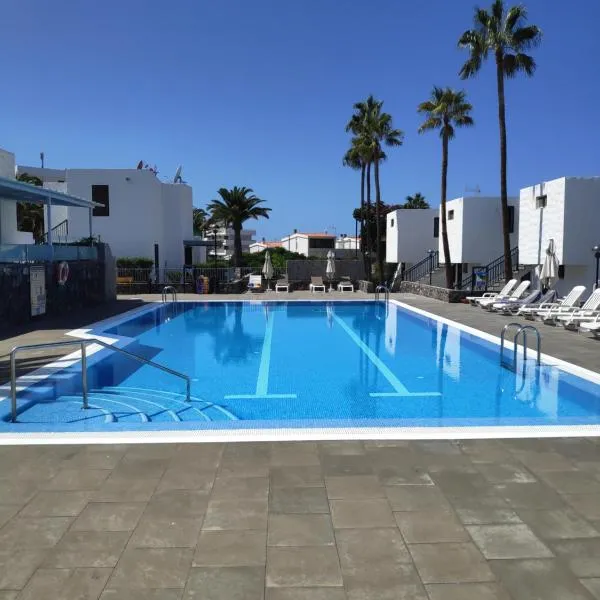 Fwt Relax Bungalow, hotel em Playa de las Americas