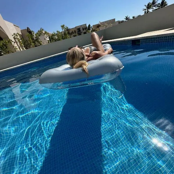 Luxury Villa with Private Pool and Lagoon view, hotel v destinaci Salalah