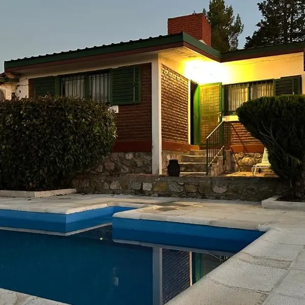 Los Prados, hotel en Villa Giardino
