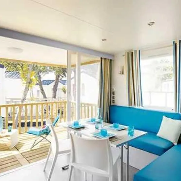 Chalet 3 étoiles - Piscine - ccaaaef, ξενοδοχείο σε Nailloux