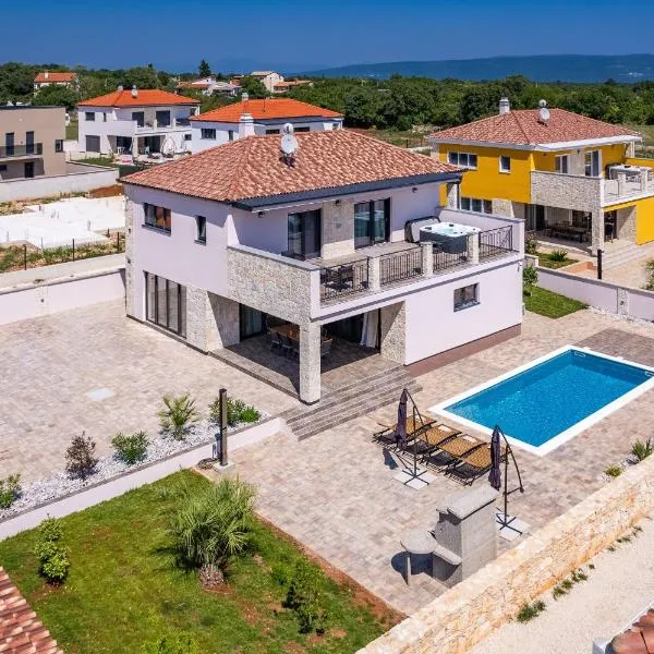 Ville Novak Villaggio by Adex Travel, hotel a Krnica