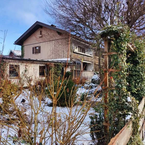 Ferienhaus an der Schlierach, hotel v destinaci Schliersee