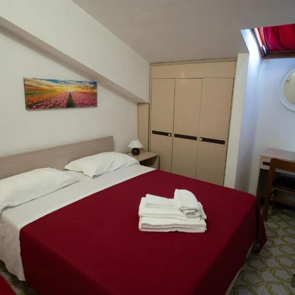 Residence Europa, hotel v destinaci Alba Adriatica