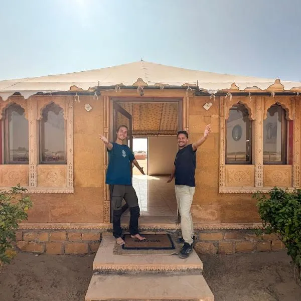 Barna desert camp jaisalmer, hotel in Kūri