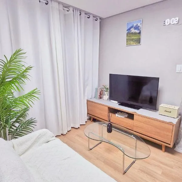 Viesnīca Artistay #6 - pet friendly - 1 Room - Party Room - Sillim Station Danggok Station - 2 person Seulā