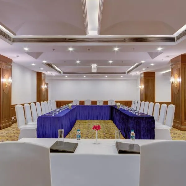 Ramada Plaza By Wyndham, Chandigarh Zirakpur photo 2