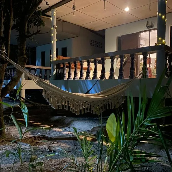 Jungle House, hotel v destinaci Chaloklum