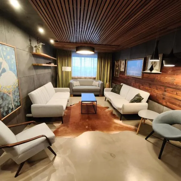 2 izbový štýlový a útulný apartmán, hotel in Komárno