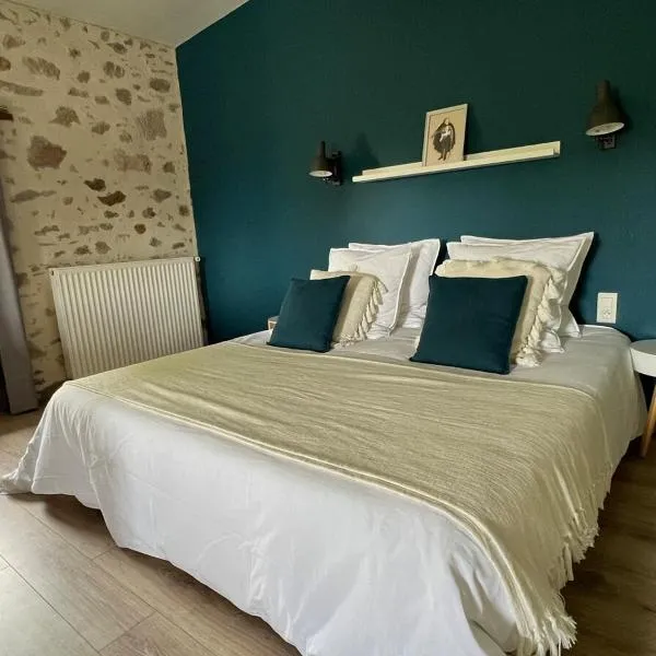 La Millière - Piscine & Campagne - Cathelineau, מלון בLe Poiré-sur-Vie