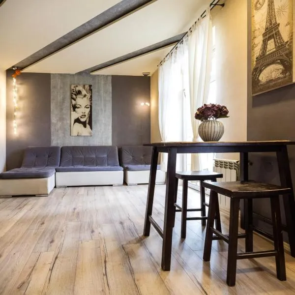 Kyiv Paris Apartment、キーウのホテル