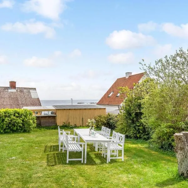 Stunning Apartment In Svaneke With Wifi, hotel in Svaneke