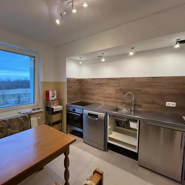 New & modern 3room flat Haubitzer Lake- close to Autobahn A38 A72 - Leipzig - Borna- Markkleeberg & Neuseeland by respect host, hotel i Neukieritzsch