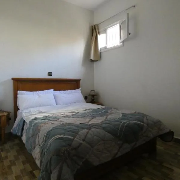 Anza SurfSide House, hotel in Agadir