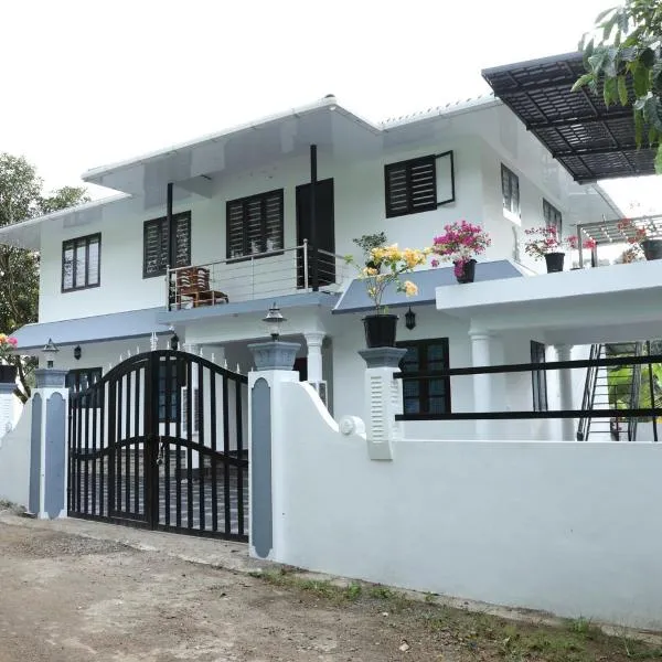 Bougainvillea Homestay, hotel in Nedukandam
