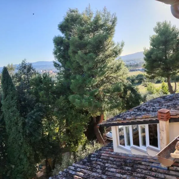 casaRegina b&b in collina, hotel v destinaci Foligno