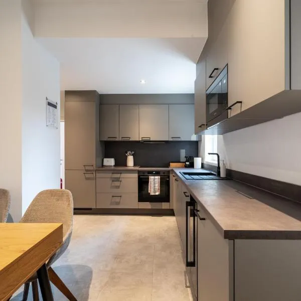 The Edgewater Suites - Cityscape, hotel v destinaci Namur