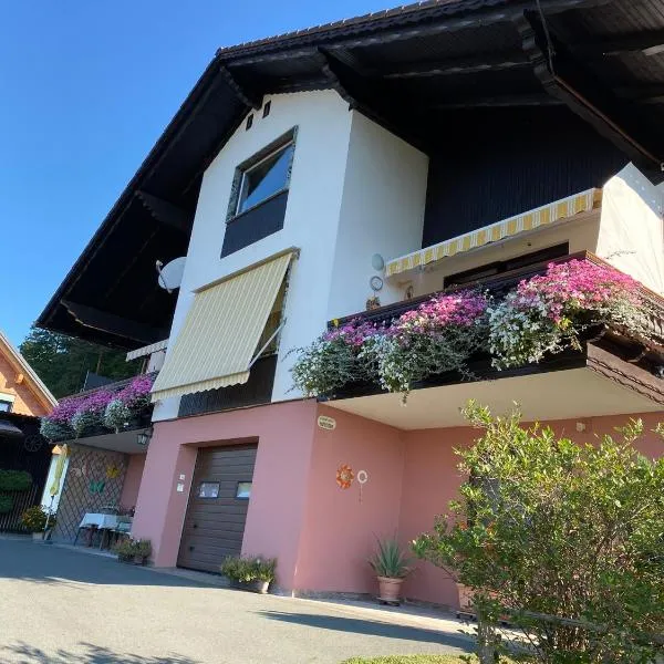 Ferienwohnung Zapfl Maria, hotel Greisdorfban