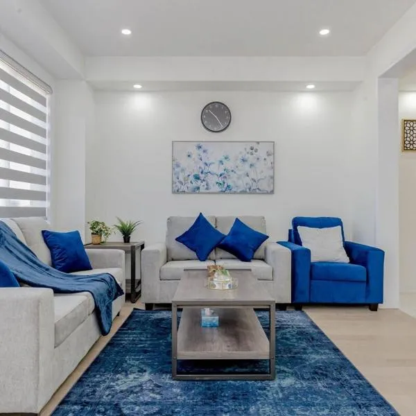 Amazing Home in Niagra Region, מלון בטורולד