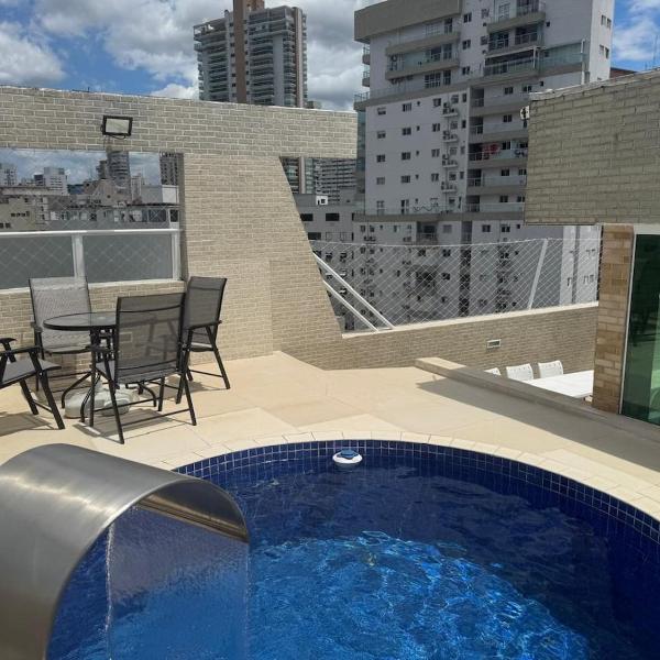 Cobertura com Piscina e churrasqueira Privativas em Santos - 100m da praia Boqueirão