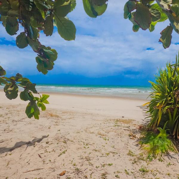 Casa em Ilhéus com Acesso Privativo à Praia