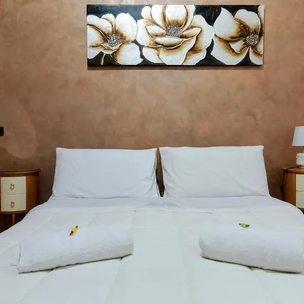 MOONLIGHT HOUSE, hotel in Pozzuoli