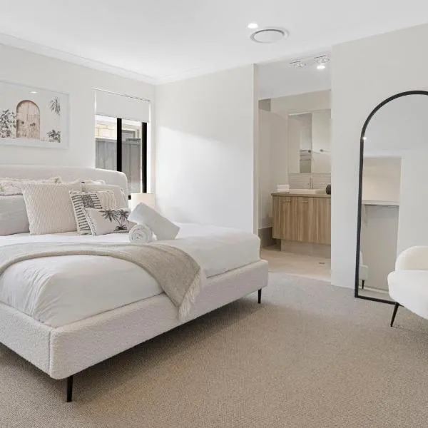 Luxury 4 bedroom Dunsborough Retreat, hotel en Dunsborough