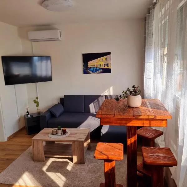 Virka - studio apartment - SELF CHECK IN, hotel v destinaci Virovitica
