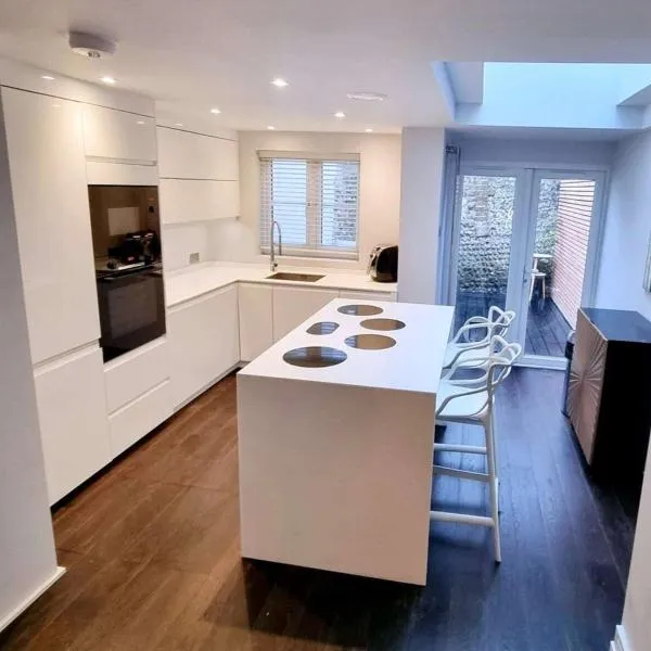 Brighton Cottage By The Sea, hotel v destinaci Brighton & Hove