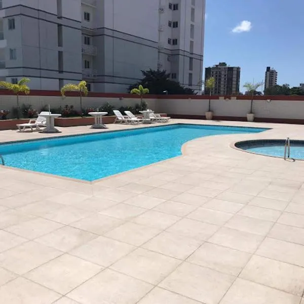 Comodidade ViaPark, hotel in Campos dos Goytacazes