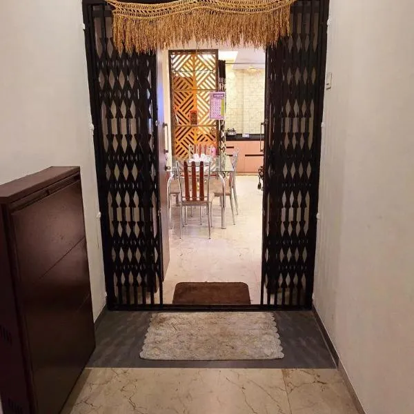 2 bhk flat in middle of city gargi's home stay, ξενοδοχείο σε Kolhapur
