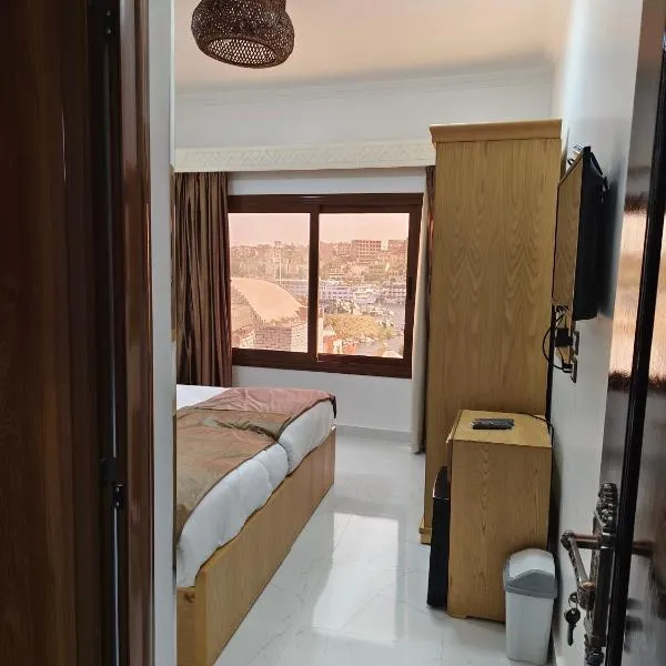 JJ Guesthouse, hotel v destinaci Asuán