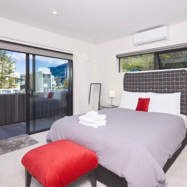 Central Spa Getaway Studio (F1), hotel v destinaci Queenstown