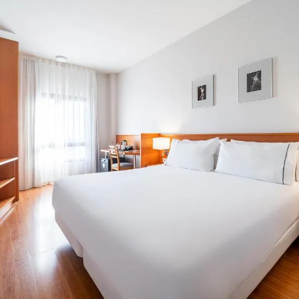 Exe Pozuelo, hotel v destinaci Pozuelo de Alarcón