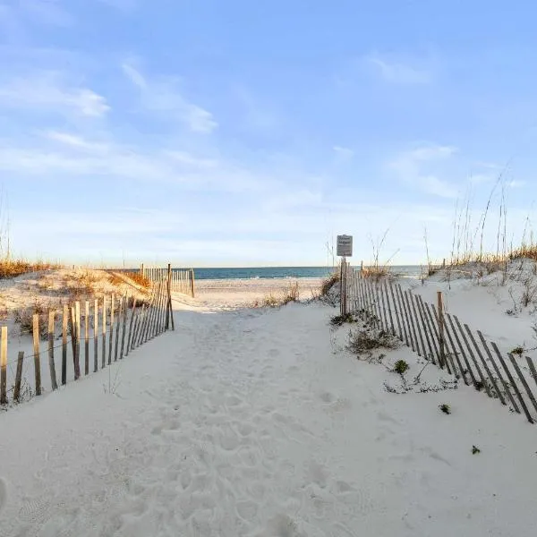 Beachfront - 2 Bedrooms - Big Screen TV, hotel en Gulf Shores