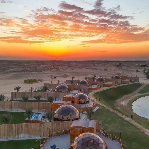 Al Marmoom Oasis Luxury Experiential Desert Resort、ドバイのホテル