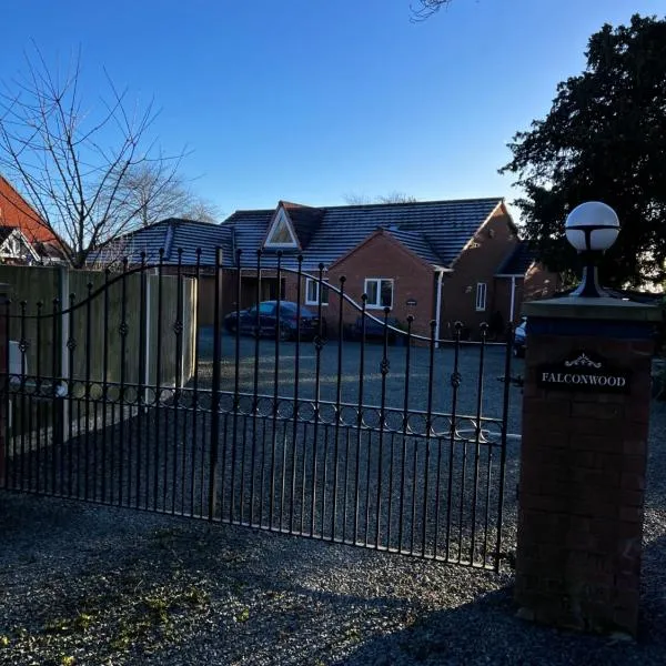 Falconwood, hotel in Ifton Heath