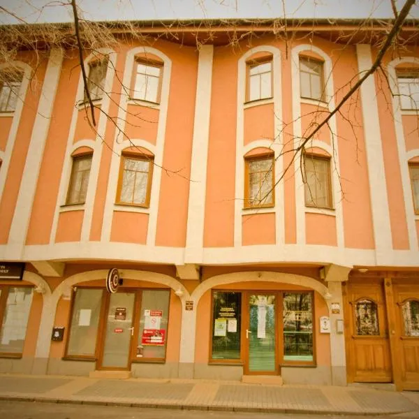 Kemencés Csárda és Panzió, hotel v destinaci Hajdúszoboszló