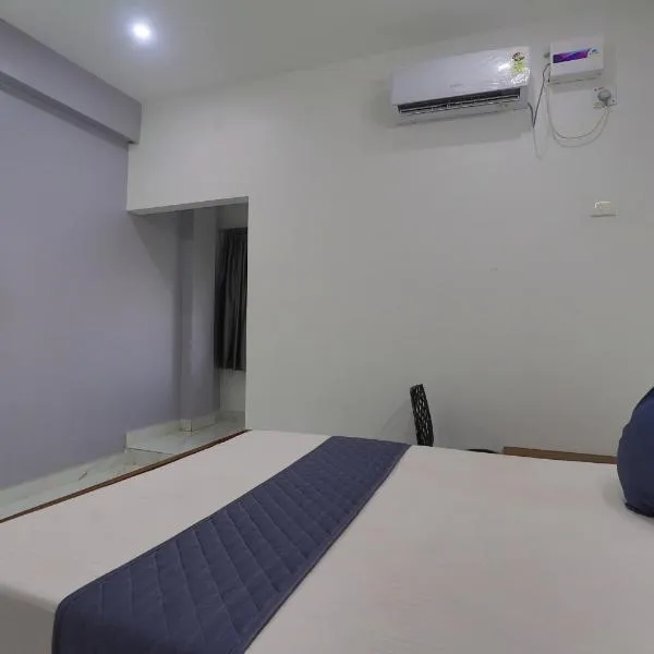 RN stays near by chennai airport, hotel in Chennai